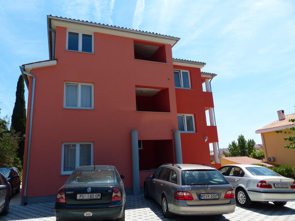 Apartment Luzia 班约勒 外观 照片