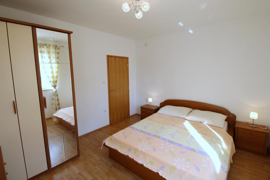 Apartment Luzia 班约勒 外观 照片
