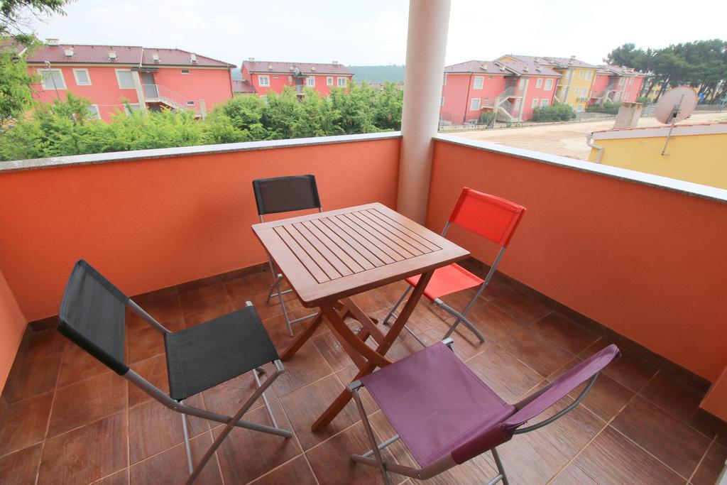 Apartment Luzia 班约勒 外观 照片